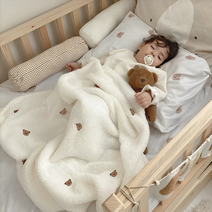 Couverture-bébé-Cocooning-confort-blanche