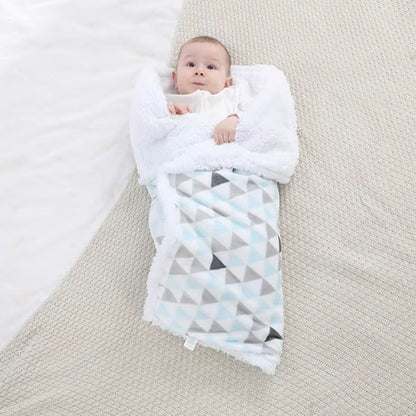 Couverture-bébé-hivernale-blanche